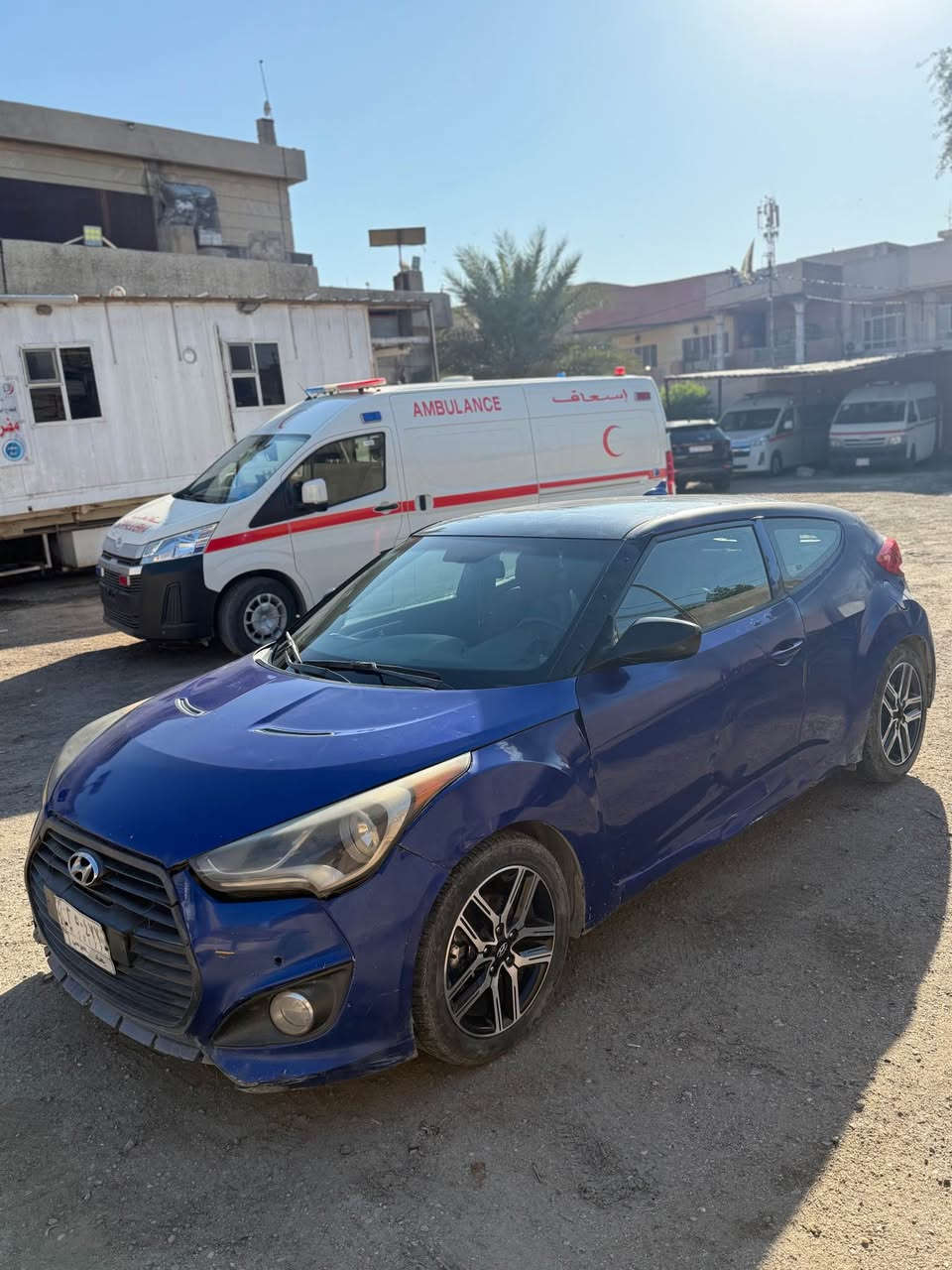 السلام عليكم 
للبيع هونداي فولستر ٢٠١٣ 
مواصفات عاديه 
بيها قطع صبغ وطخات خفيفه اني ابيع حزام  السياره باسمي تحويل ثاني يوم 
رايدها ب٧٥ وبيها مجال 
مكان السياره بغداد 
*********** بغداد, العراق
