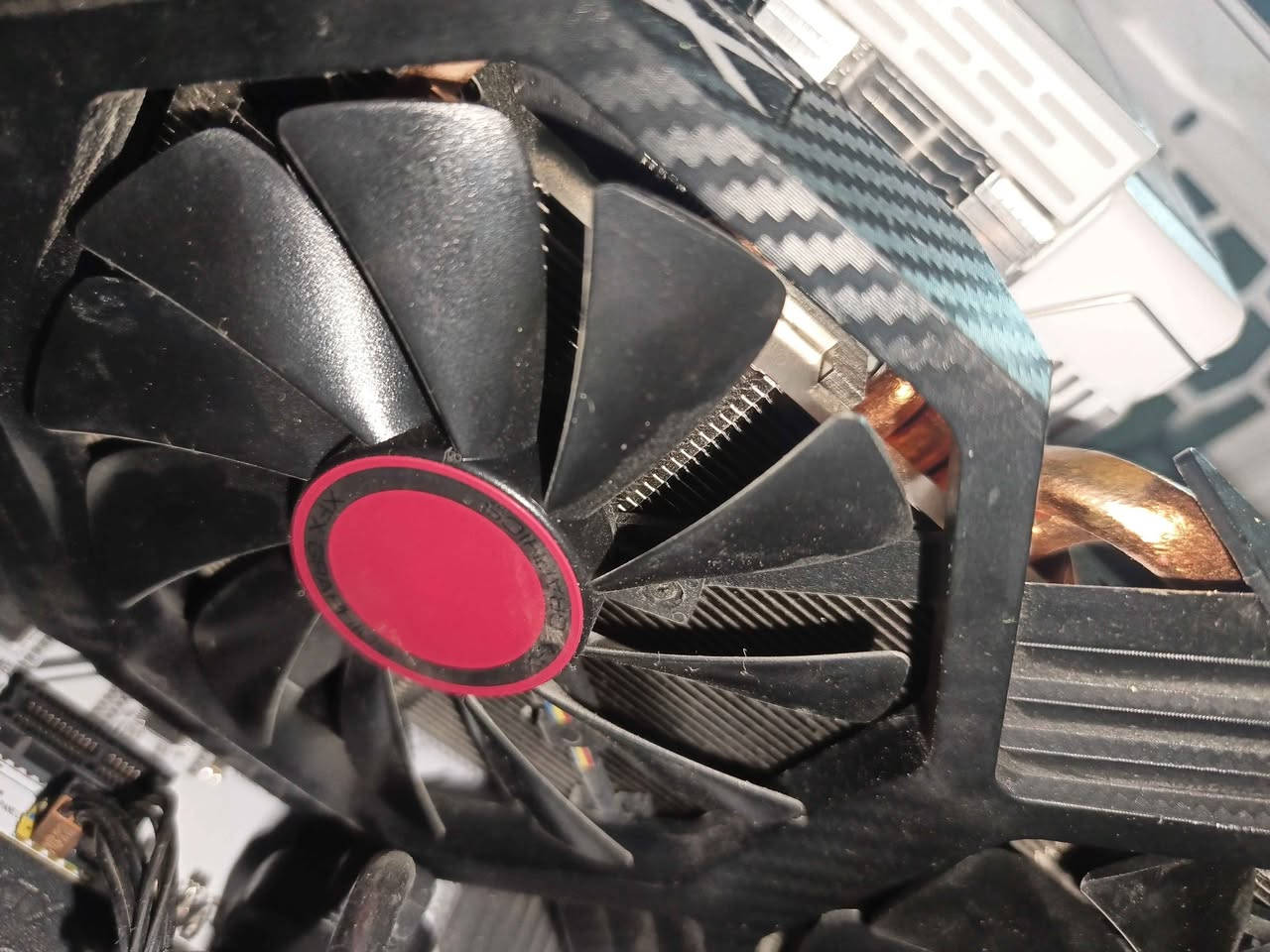 🎮 كارت شاشة: RX 580 XFX 8GB
⚙️ معالج: Xeon E5 2680 V4
🧠 رام: 16GB DDR4
🖥️ مذربورد: X99
❄️ مبرد غازي احترافي
💾 تخزين: SSD 128GB + HDD 1TB
🖤 كيس: ASUS ROG White شكل فخم بدون مراوح
🔌 باور سبلاي: 550W
 السعر ٣٢٥ الف قفل اكو توصيل كركوك, العراق


**إذا كنت صاحب هذا الإعلان وتريد حذفه لأي سبب، رجاءا أرسل رسالة إلى الدعم الفني**
