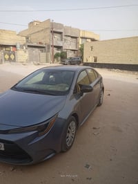 كورولا للبيع موديل 2020 وارد امريكي حادثه موضح بالصور سياره نظيفه وجاه...