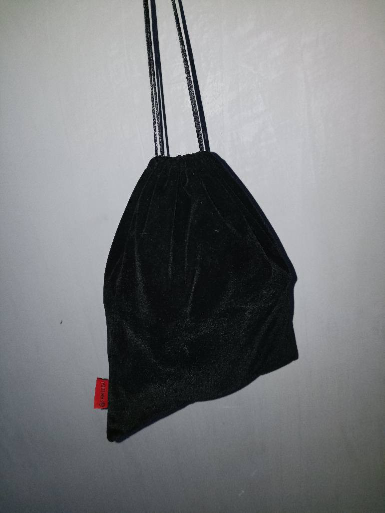 للبيع ايباد 9 ذاكرة 64 ببجي 60 فريم وتحديثه قديم يعني فول سلاسه ببجي ويا سماعه محيطيه من شركة فانتك نوع MH91 بطارية 🔋 90 نظيف كلش العنوان بغداد سريع ابوغريب الشيحة للتواصل *********** السعر 270 ألف وبي مجال بسيط بغداد, العراق
