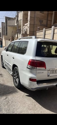لكزس LX 570 ٢٠١٣ • ماشية ١٩٧ ألف • ابيض صدفي