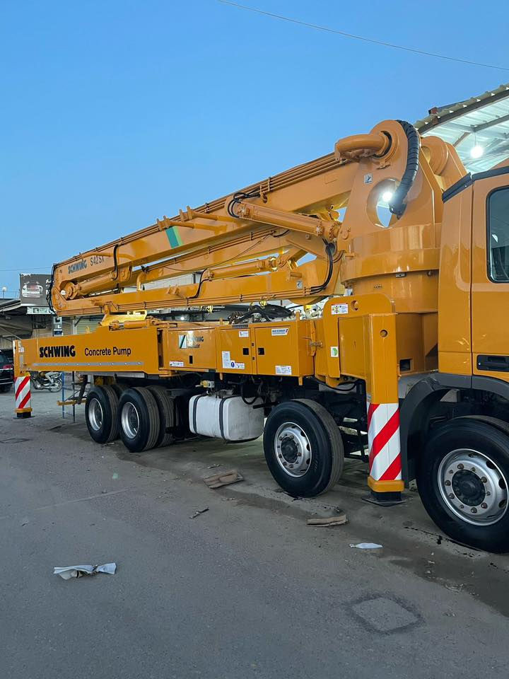 السلام عليكم للبيع بم 42
شوينك 2006 بلادي مامعلة جاهز للعمل مناقصة كلشي بسمي تحويل مباشر 
مكانة حاليا اربيل
للاستفسار ***********
