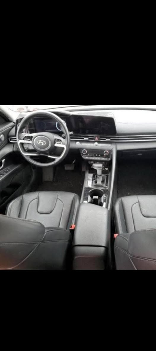 سلام عليكم النتره موديل 2023هايبرد مستعجل عله البيعه ***********
