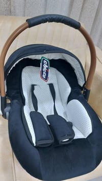 كرسي سيارة أطفال • جديد • ماركة جيكو