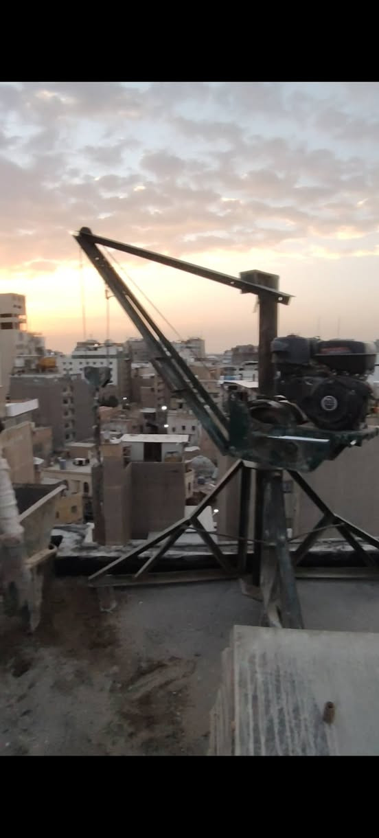 ونج للبيع نجفي شغل رعد الجديد ويا 4 عرباين غراضة كاملة صباين براغي سفيفة مكينة مال لحيم كوسرة.
 ترايك 6 اجياس سمنت للطابق 10 سعرة مليون و750 وبي مجال 
عنوان كربلاء شراي تعال خاص او الاتصال ***********
