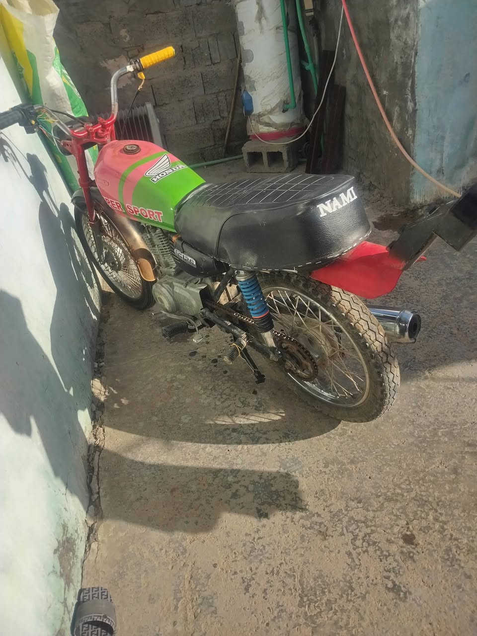 سلام عليكم  دراجة حربي للبيع  كلك كلك محرك تايكر ارادلهة دبلاات امامية وجبنة بيهة نواقص بسيطات مكاني  اسكندرية سعرهة 250 ليريدهة يجي خاص


**إذا كنت صاحب هذا الإعلان وتريد حذفه لأي سبب، رجاءا أرسل رسالة إلى الدعم الفني**