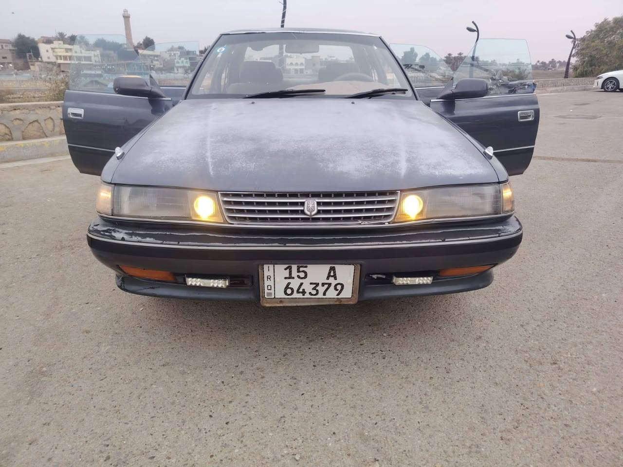 ياالله السلام عليكم 
مارك رقم انبار شرط التحويل
سياره بعده على البلاد فقط جراد ممبدله بيه اي قطعه
لا ضربه ولا صبغ كلشي موضح بالصور 
محرك ونجي 4 سلندر
كير محرك خير من الله 
سياره كهربائيات كله شغاله 
تجي وتفحص وشوف بعينك 
مكان السياره الانبار هيت 
السعر 45
رقم الهاتف ***********
