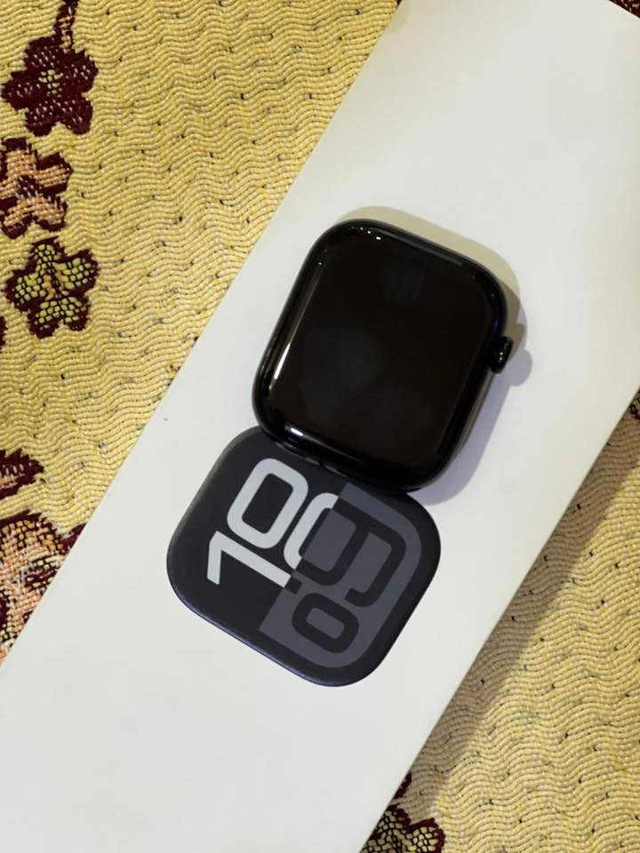 Apple Watch series 10
حجم 46 MM
نظافة 100‎%‎ 
استعمال اقل اشهر 
بطارية 100‎%‎ 
ملحقات كاملة ( كارتون + كيبل شحن + سير اصلي ) 
السعر 430 وبي مجال 
المكان : كربلاء المقدسة 
*********** 
اتصال + واتساب
