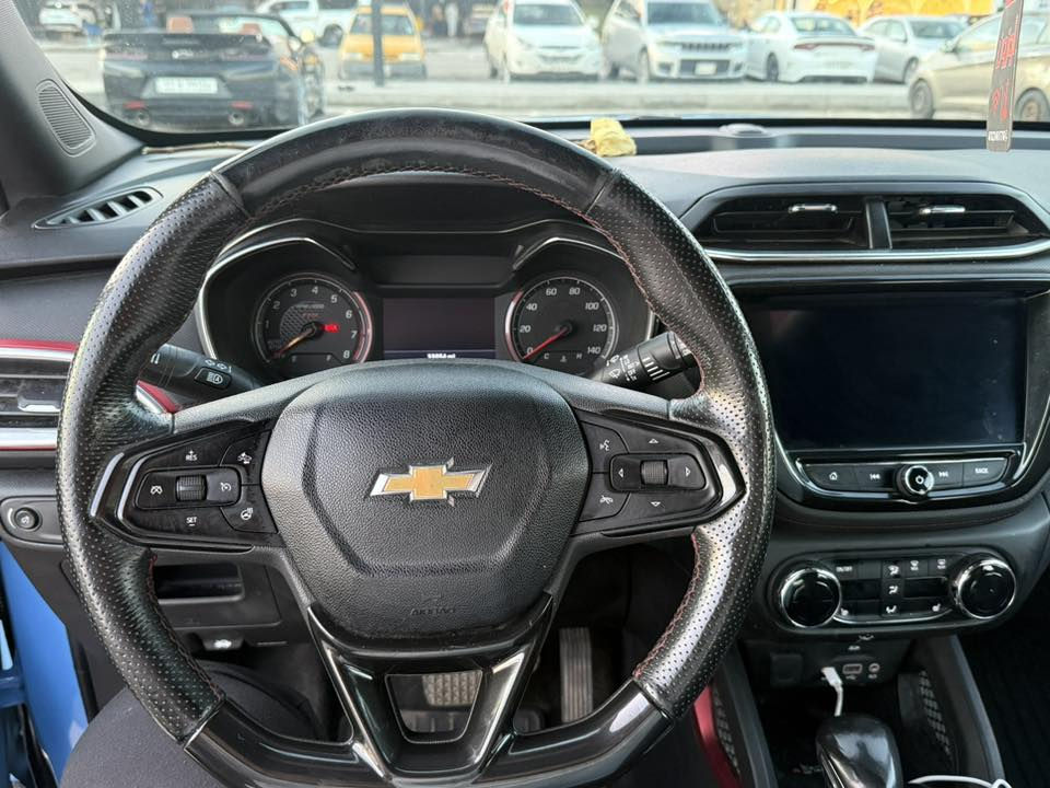 تريل بلايزر 2023 فول مواصفات RS
حادثه بنيد مصبوغ فقط وبيها بارد مكانين

بنراما ، حساسات ، شاشة جبيرة ، جنطه كهرباء ، تدفئه ستيرن وكشنات ، غرفه RS 

ماشية 33 الف فقط

السعر 118 ورقه قفل🔥🔥

مكاني بغداد حي البنوك 
***********
