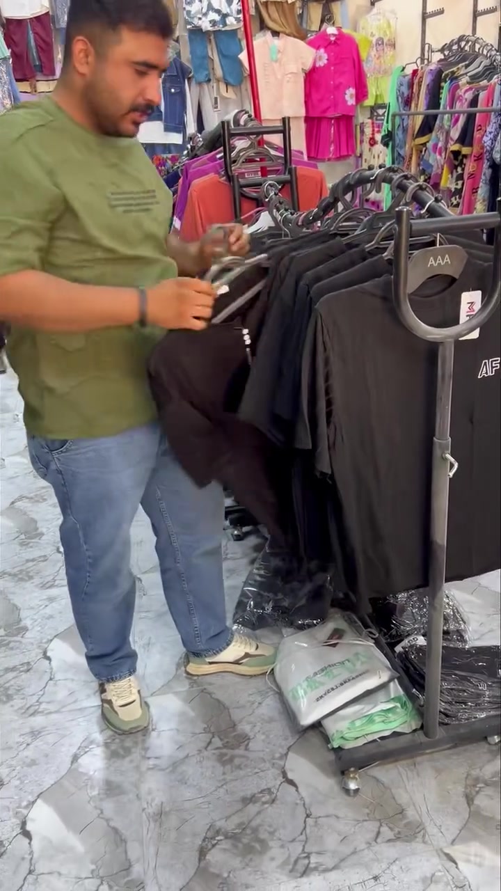 بدي شبابي فول ليكره 😍

السعر 4 الاف 😁

قياس لارج إلى 3 اكس ❤️

اليه الحجز ***********
