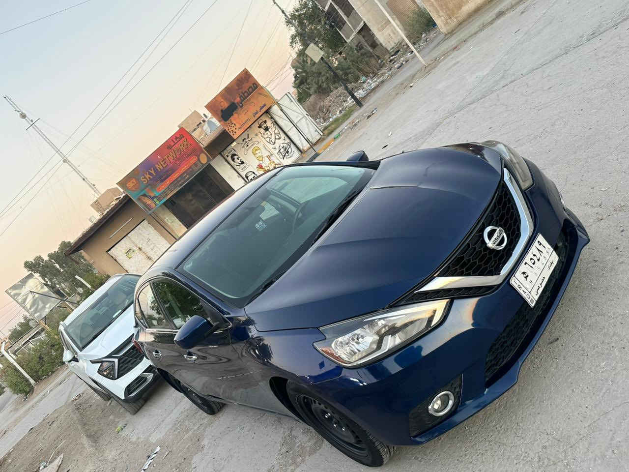 سلام عليكم
سنترا 2019 
صور الحادث بالمنشور وبيها بالعراق جاملغ وبنيد بدون دواخل يعني لا شاصي ولا لغد ولا بدنة 
السيارة نضيفة حيل مثل ما موضح 
نواقصها بس صدر 
والباقي كلة جديد كير مكينة تبريد شواصي لغود كشر كلهن بشرط 
السعر 95 وبيها مجال 
للاستفسار ***********
