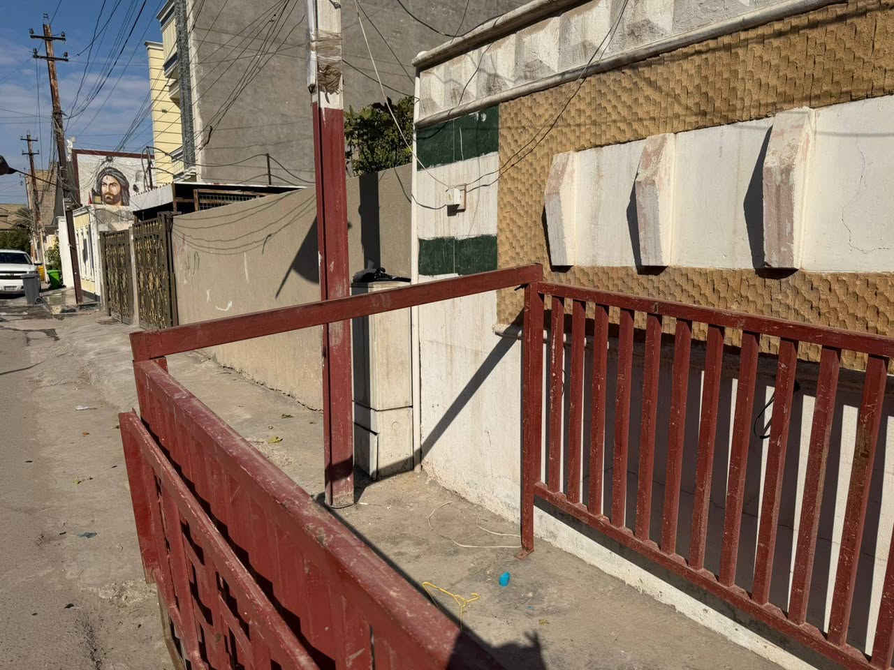 محجر كيا لبيع
مكاني بغداد مدينه الصدر 
***********
سعره 300
