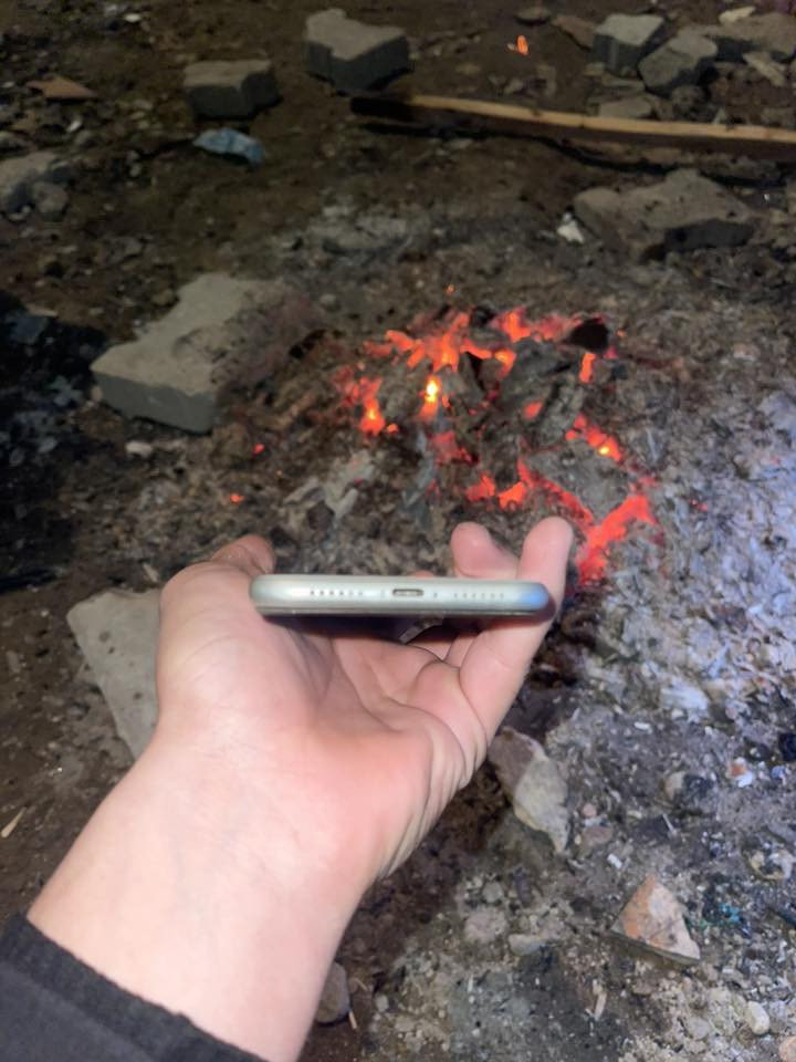 ايفون 11عادي ذاكره ٦٤ بطاريه ٧٢ جهاز وتر كلشي ما مبدل بيه وتر فيس ايدي شغال سماعه نت تصال كلشي نضافه ١٠٠/١٠٠ السعر 275  وبيه مجال ***********
