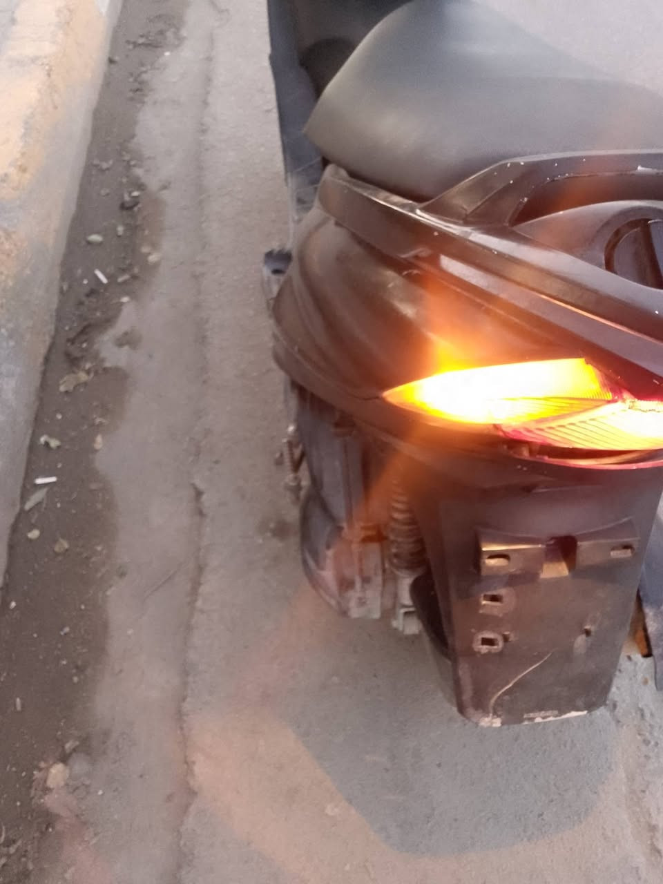 سلام عليكم درجه ماكس 140 كل شغال سلف هندر مكينه شالع معدال كهربيات شغال وراق كامل مكاني بغداد الشعله سعر ٢٠٠الف ***********
