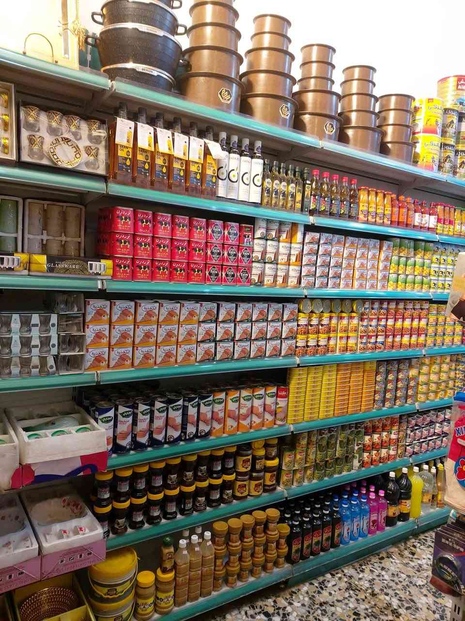 سلام عليكم عندي ماركت للبيع العنوان بغداد للحسينية الراشديه مدخل الحمل تحتوي على 12 براد عامودي 4 بطحي كبير وعارضة كيك وعارضة كرزات وعارضة بهارات وعارضة جكاير وعارضة مقبلات وفاترينات كوزمتك ميز كاشير مولد كاتم ٢٦٠ امبير وغيرها من المنتجات الاتصال على هاذا الرقم *********** ورجاء بس الشراي يتصل
