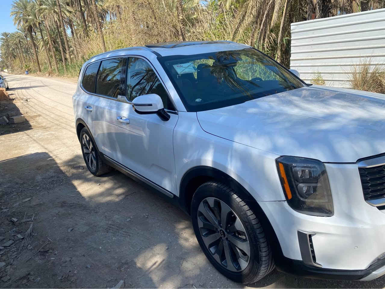 سلام عليكم  للبيع او مراوس 
تيلورايد الفخافه  2020 وكاله  امريكي فولل اعلى فئه مواصفات خاصه بصمه سلايد كشنان جلد لون مميز قرميذي كشنات كهرباء الامامي و الخلفي كهرباء لدات امامي وخلفي صندوق كهربائي تشغيل عن بعد شاشه كامره رادرات هندبريك بصمه ٥ وضعيات قياده شاحن لاسلكي و١٠ اماكن شحن كهربائي فور ويل ايقاف ذاتي سماعات بلمستون صوت خرافي دواخل صاج ولدات شاشه لمس تبريد لمس بردات بلادي تبريد مركزي 7 راكب وبعد بيها هواي مواصفات وياها بصمات عدد٢ شركه وفرشات الشركه بعدها بيها وكتلوكات الشركه بيها  بيها صابغ جاملغ وبنيد  بدون اي دواخل بلباب بدون دواخل مكفول كير محرك بشرط ممفتوح السعر 250 
العنوان كربلاء 
*********** كربلاء, العراق
