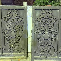 باب للبيع بغداد الكماليه   السعر 150 الف   نضيف وثقيل درجه اولى بدون ج...