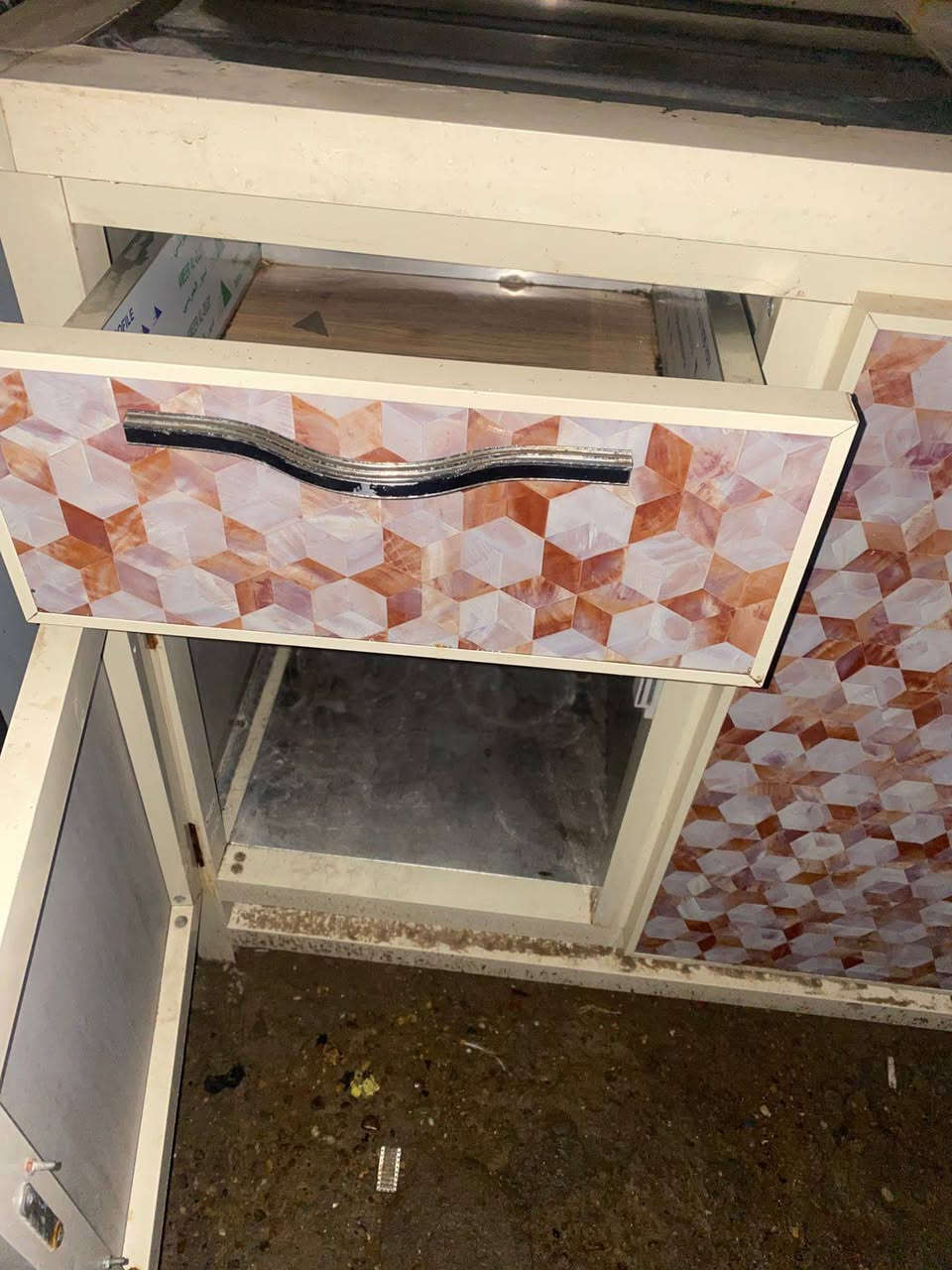 لبيع


**إذا كنت صاحب هذا الإعلان وتريد حذفه لأي سبب، رجاءا أرسل رسالة إلى الدعم الفني**