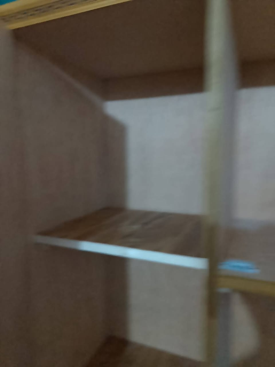 كنتور بابين جديد غير مستخدم مستعجل على بيعته ب١٥٠ وبي مجال بسيط العنوان بغداد الشعب نهاية الفورتات قرب ساحة سلام ***********
