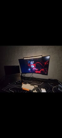 شاشة للبيع   Samsung Odyssey G5 2K 32  165hz  1ms  VA  سعرها 250 الف ا...
