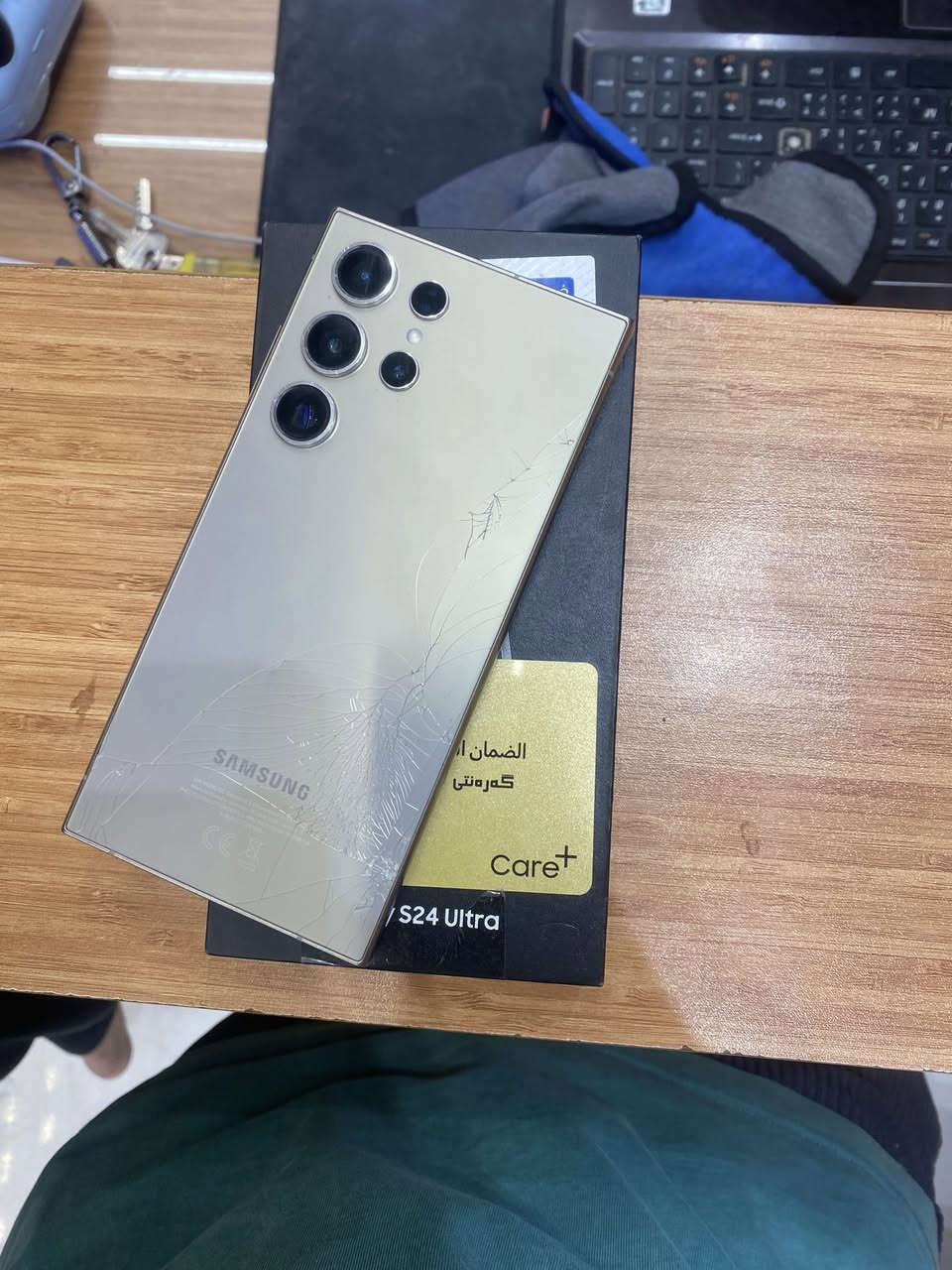 سلام عليكم اللترا S24 كفاله عام خطين شرق اوسط داخل الوكاله نضافه 100% سعر واتساب فقط *********** المكان الديوانيه مركز مو شراي لتعامل
