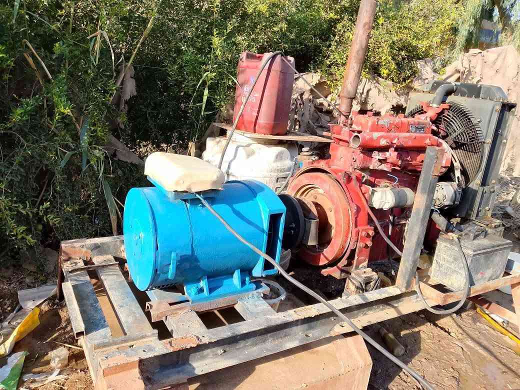 مولده افيكوو اربعه اسلندر لا تنقيص لاتبخير مولده جاهزه كهرباء خير من الله جنريتر 30كيفي 120امبير  العنوان نجف ناحيه الحريه
***********
