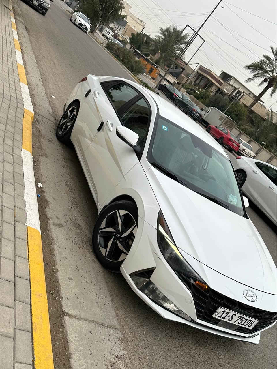 السلام عليكم النترا 2021 
 فول مواصفات عده الفتحه والاشاير 
شاشه كاربلي 
تدفئه كشنات
تدفئه ستيرن 
رادار امامي 
رادار خلي 
رادار جانبي
قياده ذاتيه
تحديد مسار 
مكينه 2000 دوش المكينه تبريد كفاله عامه 
السياره حادثه قبق جنطه فقط بجم كسب برغي ممفتوح منه 
مكان السياره بغداد حي العامل 
 سعر السياره 140 وبيها مجال 
للاتصال 
*********** بغداد, العراق
