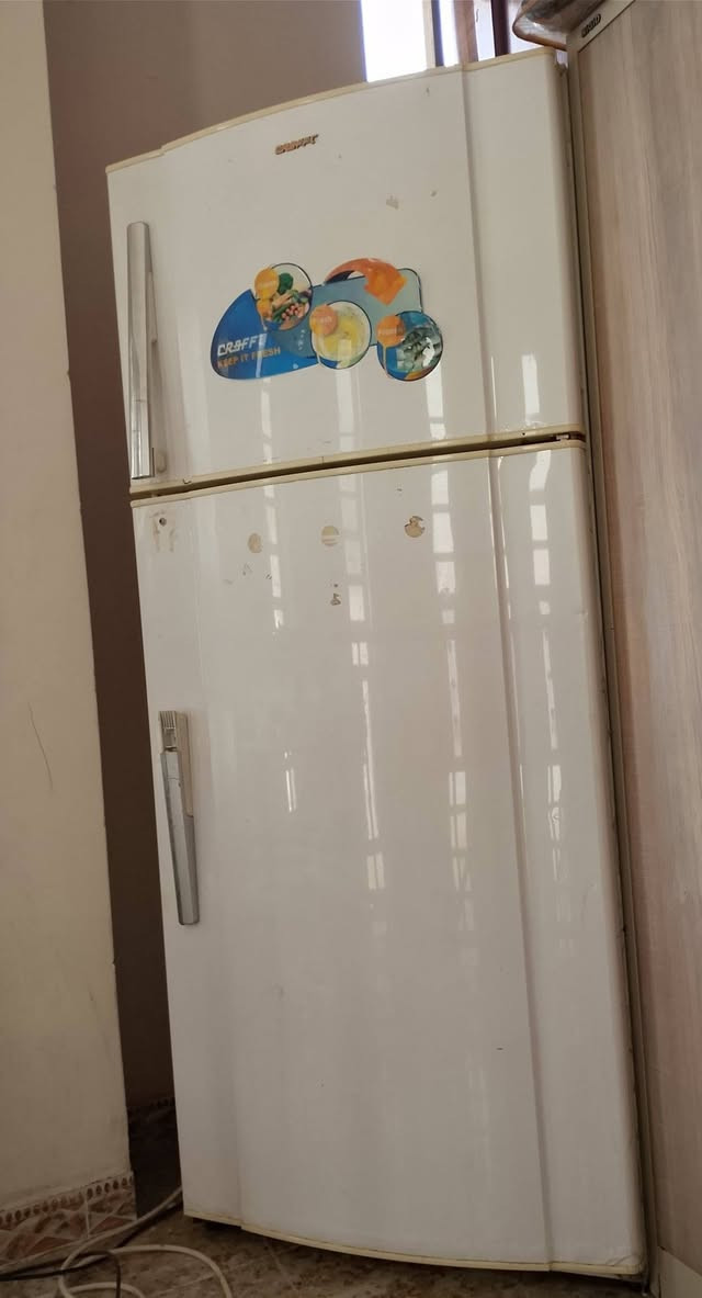 سلام عليكم عيوني مر خصت الادمن ثلاجه للبيع الله شاهد ثلاجه تبريد ثلج الفريز ثلج اي عطل مابيه ثلاجه اخت جديده فول الفول والي حاب يشتري يتصل على رقم بي واتساب  السعر من تتصل ***********
