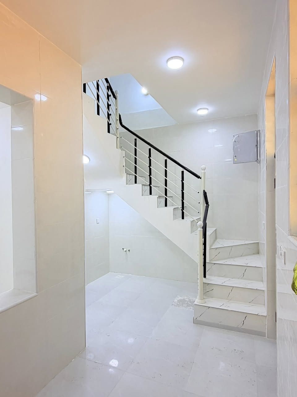 المساحه 55م ( ركن ) طابو زراعي ملحق ميسان قرب سكلة الكرعاوي شارع الزوار
#هـ***********

بيت جاهز للسكن مباشر 

#تبليط

#شارع١٢متر

#طابوق_صب_

#ملاحظه يوجد فيديو للبيت كامل

السعر ٢٦
