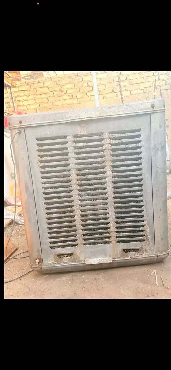 مبردة فافون  هواها ثلج الحجم الجبير السعر  ١٠٠  قفل الشراي يجي هسه ياخذهه


**إذا كنت صاحب هذا الإعلان وتريد حذفه لأي سبب، رجاءا أرسل رسالة إلى الدعم الفني**