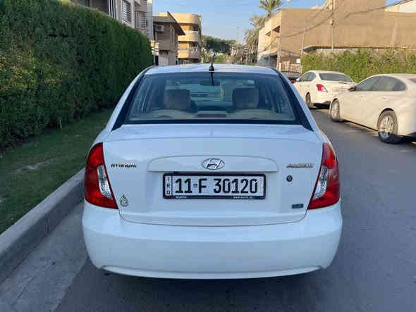 السلام عليكم للبيع فقط 
اكسنت ٢٠١١ خليجي شركة العامة محرك ١٦٠٠ دوش سيارة كلش جديدة ماشيه ١٥٠ الف سيارة جاهزه مابيها اي نقص بيها مكانين صبغ بدون دواخل رقم بغداد الجديد مكاني بغداد الاعظمية السعر ٩٨ ورقة 
اتصال ***********
