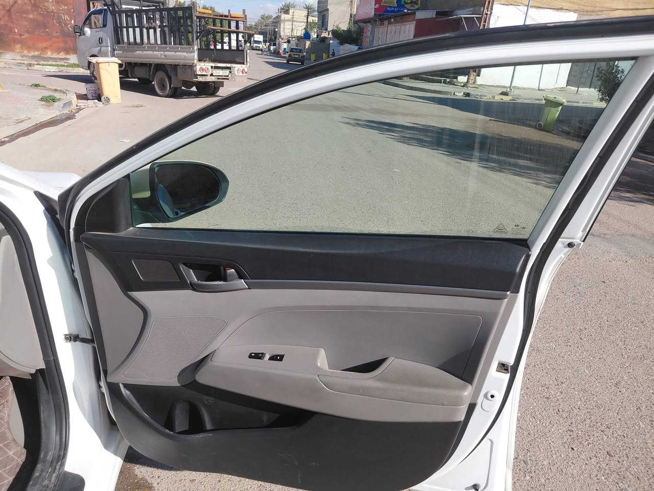 النترا 2017
رقم اربيل دولي 
سنوية  27  صبغ احزام فقط 
السعر 118$ و بيه مجال بسيط و ضمان التحويل 
المكان بغداد الرصافة  بيع مستعجل ظرف خاص 
***********
***********
