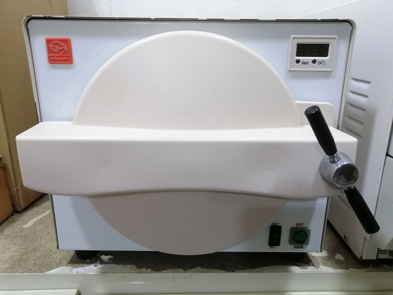 يتوفر لدى مكتبنا جهاز اوتوكليف كلاس n مستعمل نظيف جدا وبسعر مناسب
للإستفسار مراسلة الصفحه على الخاص او الاتصال بالارقام التالية
***********
***********
العنوان الديوانيه العروبه الثالثه مقابل متنزه گرين لاند
