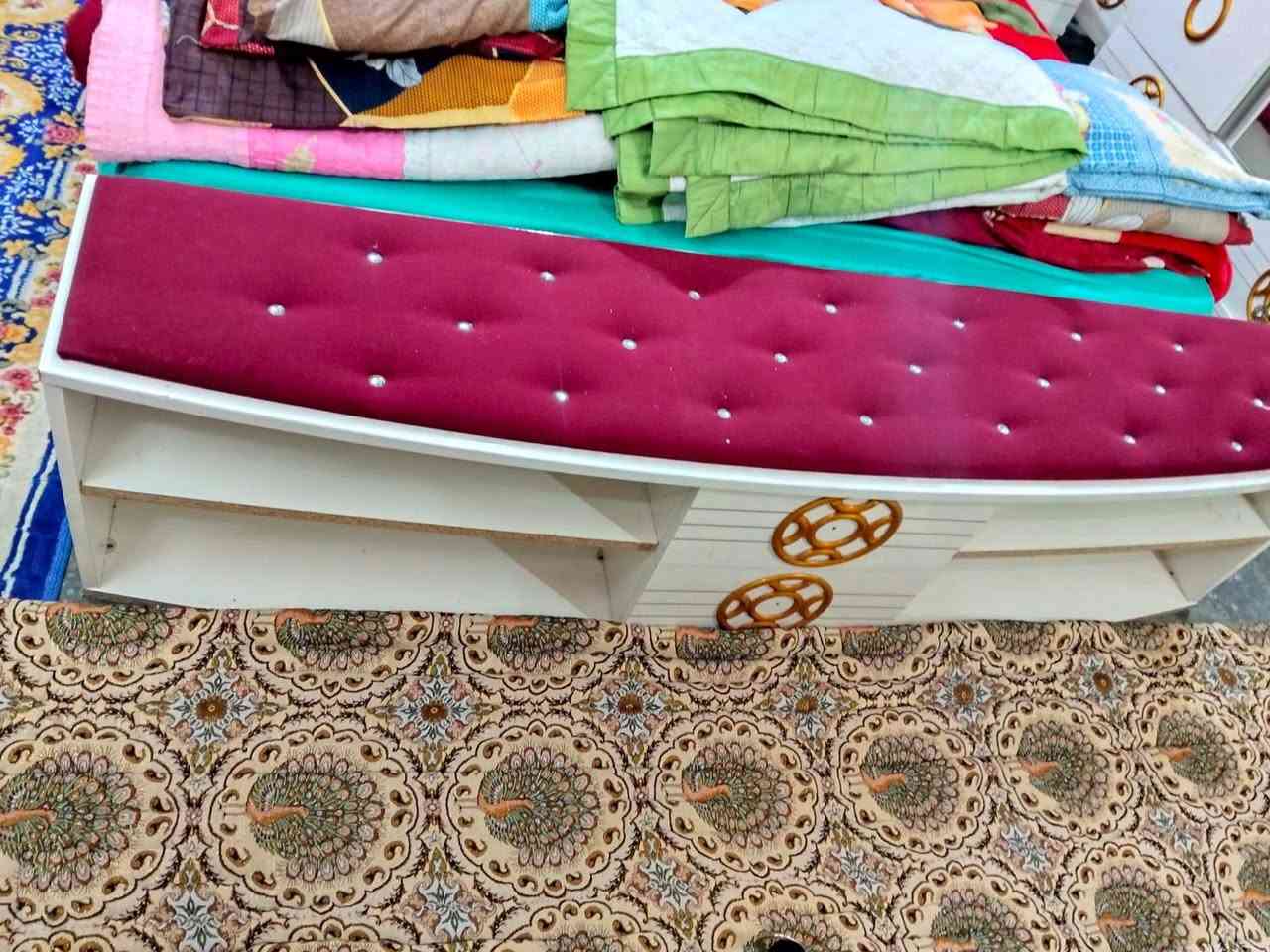 #اعلان-للبيع
غرفة نوم  تركية مستعملة نضافة 85٪.للستفسار 
الاتصال على الرقم ***********
