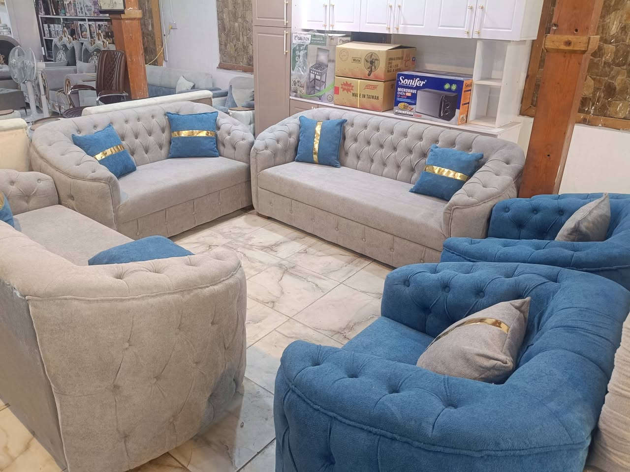 متاح في معرض الكناني للمطابخ والاثاث المنزلي 
شغل عراقي درجة اولئ تسكام تسكام تسكام تسكام 
كل شهر 100 بدون مقدم  ويانا صارت سهلة 
ويانا بيتكم اجمل صوره


**إذا كنت صاحب هذا الإعلان وتريد حذفه لأي سبب، رجاءا أرسل رسالة إلى الدعم الفني**