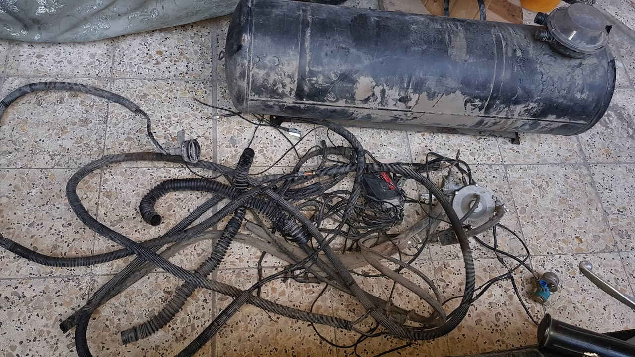 سلام عليكم منضومه غاز اتيكر ٨٠لتر كامله للبيع للستفسار(***********)(***********)
