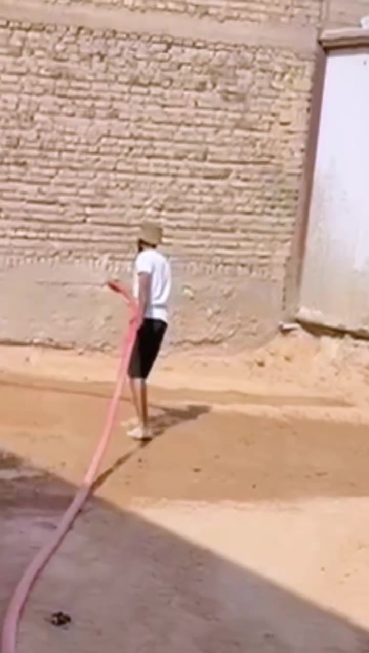 🏡 أحد أعمالنا المنجزة بكل فخرمكتب اياد للعقار 🏗🏡

تم إنجاز هذا المنزل تحت إشراف وتنفيذ مكتب اياد للعقار  والمقاولات العامة
ابتداءً من البناء الإنشاء خارطة الدار إلى تصميم الواجهات الحديثة بأحدث التصاميم وبأعلى جودة.

✨ شغل جيد جداً– دقة بالتنفيذ – تفاصيل راقي العمل سرعه العمل 

🔹 مستعدون لتنفيذ كافة أعمال المقاولات العامة في النجف الاشرف 
✔ بناء الدور السكنية الحديثة
✔ تصميم وتنفيذ واجهات مودرن
✔ إشراف هندسي متكامل
✔ تنفيذ دقيق مع ضمان على العمل

📌 إذا تريد تبني بيت أحلامك أو تنفذ مشروعك…
خلّي التنفيذ بإيد ناس خبرة وشغلهم يشهد إلهم.

🏢 مكتب اياد للعقار والمقاولات العامة
إدارة: اياد الأسدي 

📍 النجف – حي السلام – شارع أبو دجاج
قرب شارع مستوصف السلام–  – 

☎️***********☎️

☎️***********☎️

   (واتساب واتصال) سعر متر او نسبه اشراف ‎%‎💵💯
