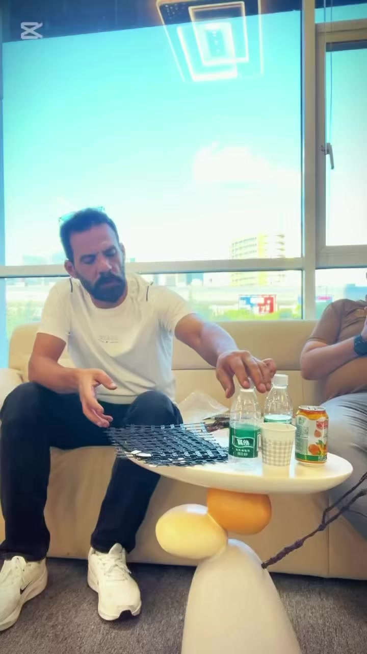 الجيوكرد… قوة تثبت الأرض وتبني الثقة

حل هندسي متطور لتقوية التربة ومنع الهبوط والانجراف.
مثالي للطرق الترابية، ساحات الشاحنات، مواقف السيارات والمنحدرات.

✔ تقليل الكلفة
✔ زيادة عمر المشروع
✔ تركيب سريع وكفاءة عالية

متوفر لدى شركة الطريق الأول للتجارة العامة
جودة مضمونة… وتنفيذ باحتراف
***********
***********
