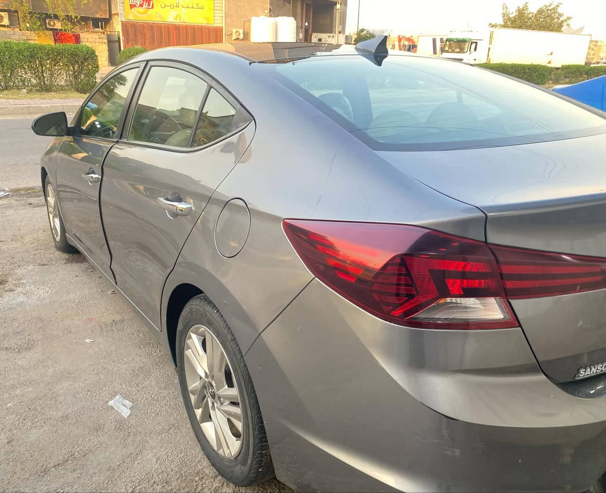 السلام عليكم
النترا وارد امريكي        موديل (2020)
للبيع فقط 
المواصفات.
فتحة سقف
بصمه تشغيل 
بصمه أبواب 
بصمه صندوق 
لد ترحيب 
شاشة كاميرا
شاشه عطلات
تحكمات فول
مانع انزلاق 
‏‎3 انظمة قيادة نورمال وسبورت وسمارت
رادار أمامي
قياده ذاتيه
كشنات هيتر 
ماشية 75000 mi
محرك 2000دوش..
السعر 145$
مع منظومة غاز
صورة الحادث بالمنشور
وهنا بالعراق شوية بالدوسه 
للتواصل الخاص


**إذا كنت صاحب هذا الإعلان وتريد حذفه لأي سبب، رجاءا أرسل رسالة إلى الدعم الفني**