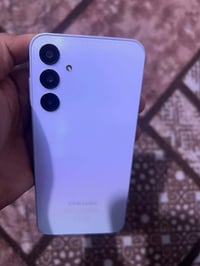 جهاز اي 25 للبيع او مراوس جهاز خذيته قبل ٤ اشهر ب 375 كيكه 256 داخليه ...