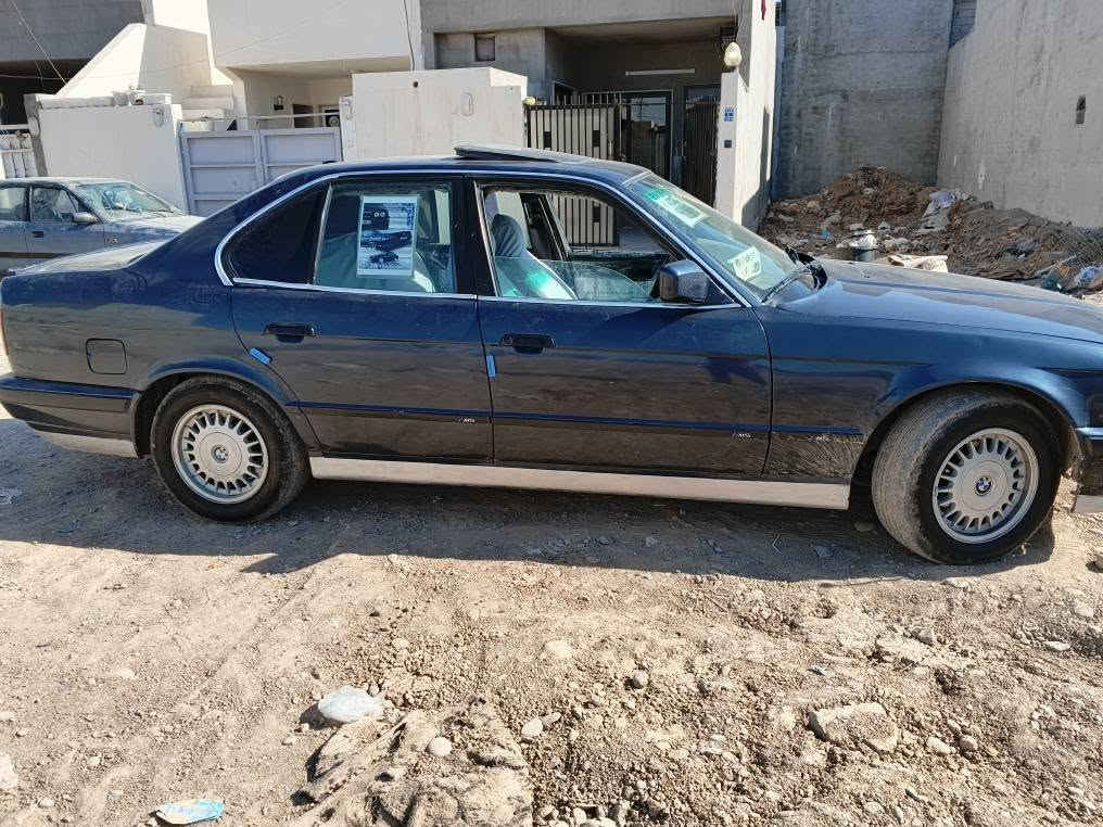 بيم موديل92كيرمكينه بشرط مكينه 525كيرعادي بخ الجماليه داخليه حيل حلوا جام كهرباي4تايه خفيف عندو واجيها كتاب مال دايره كامل موجود ساحب بل موصل بس ماعرف لا رقم لا مكان هيج ابيع بشرط مابي ماشاكل مابي حدز سياره حيل نضيفه سعر 20مجال خفيف***********واتساب أربيل, العراق
