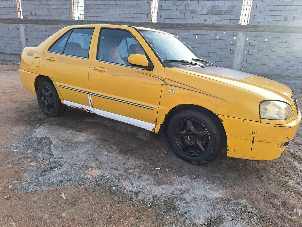 السلام عليكم شيري مديل ٢٠١٠ رقم بغداد سنويه  نافذه ٢٠٢٤
لايوجد راعي مكينه وكير خير من الله  سياره  
بلديه كهرباياته مكفولات تواير جديد جاهزه 
سعره ١٨ وبيه مجال  او مراوس حسب القناعه
مكاني البصرة الزبير ***********
