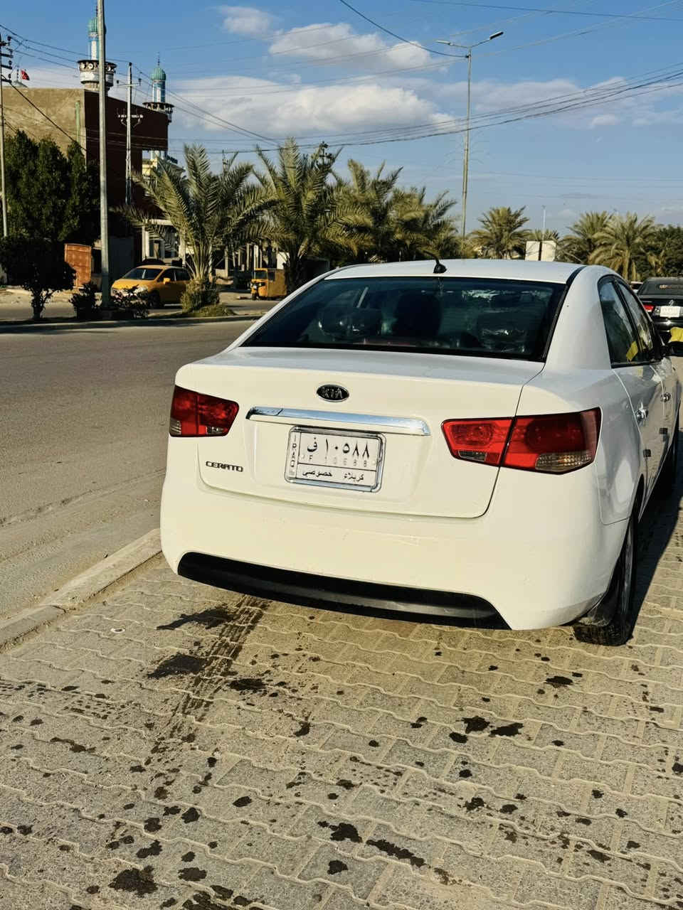 السلام عليكم
سيراتو ٢٠١١ رقم كربلاء سنويه لل٢٠٢٩ بدون حادث كفاله عامه فقد بارد موضح بلصور مكاني كربلاء 
للاستفسار :***********
سعرها :١١٠وبيها مجال قليل حق الجيه تخم تاير جديد خمسه ويلكب مكينه ١٦٠٠دوش مداور ثاني يوم حداديه  نص عمر
