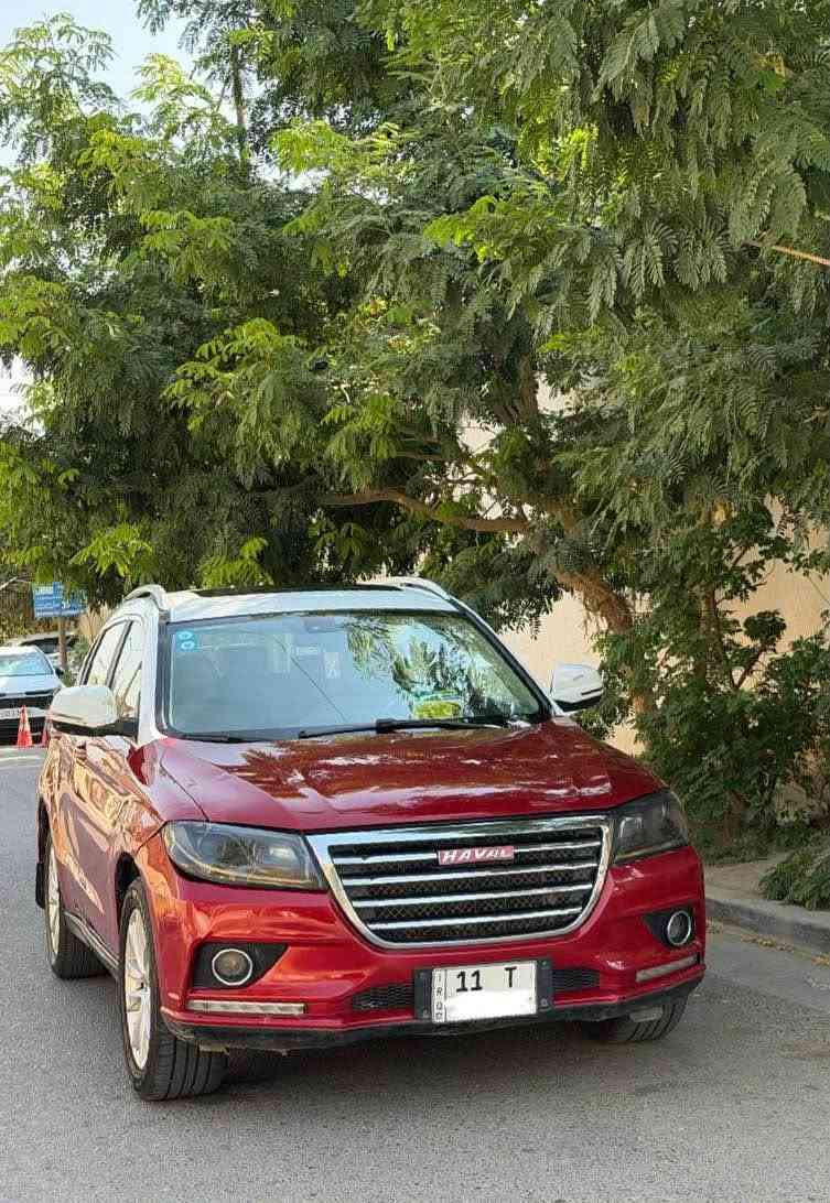هافال 2016 H2 فول 1/1 خليجية 
السعر 70 ورقه وبيها مجال 
رقم بغداد الجديد باسمي
سنويه جديده وهزه جديده 
محرك وكير   نضيفات
تبريدها شغال ثلج 
خليجي استلام شركه نهج العراق 
السيارة تو كلار لونين - سلايد - بصمه - جلد - كشنات كهرباء - شاشة - كامرة - حساسات - زنون - لد وفول مواصفات للأخير اعلى فئة
داخلها 3 ألوان بيجي وماروني واسودّ وصاج  
بيها صبغ 3 قطع اثر شخط حافر بدون دواخل 
مكاني بغداد المنصور للاستفسار: 
*********** بغداد, العراق
