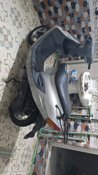 بيجي 9 • حاوية • كهربائيات كاملة