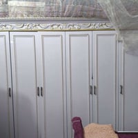 غرفه خشب تركي للبيع مستعمله قليل كانتور ابو 6 وميز تواليت 2 وزوايه وجر...