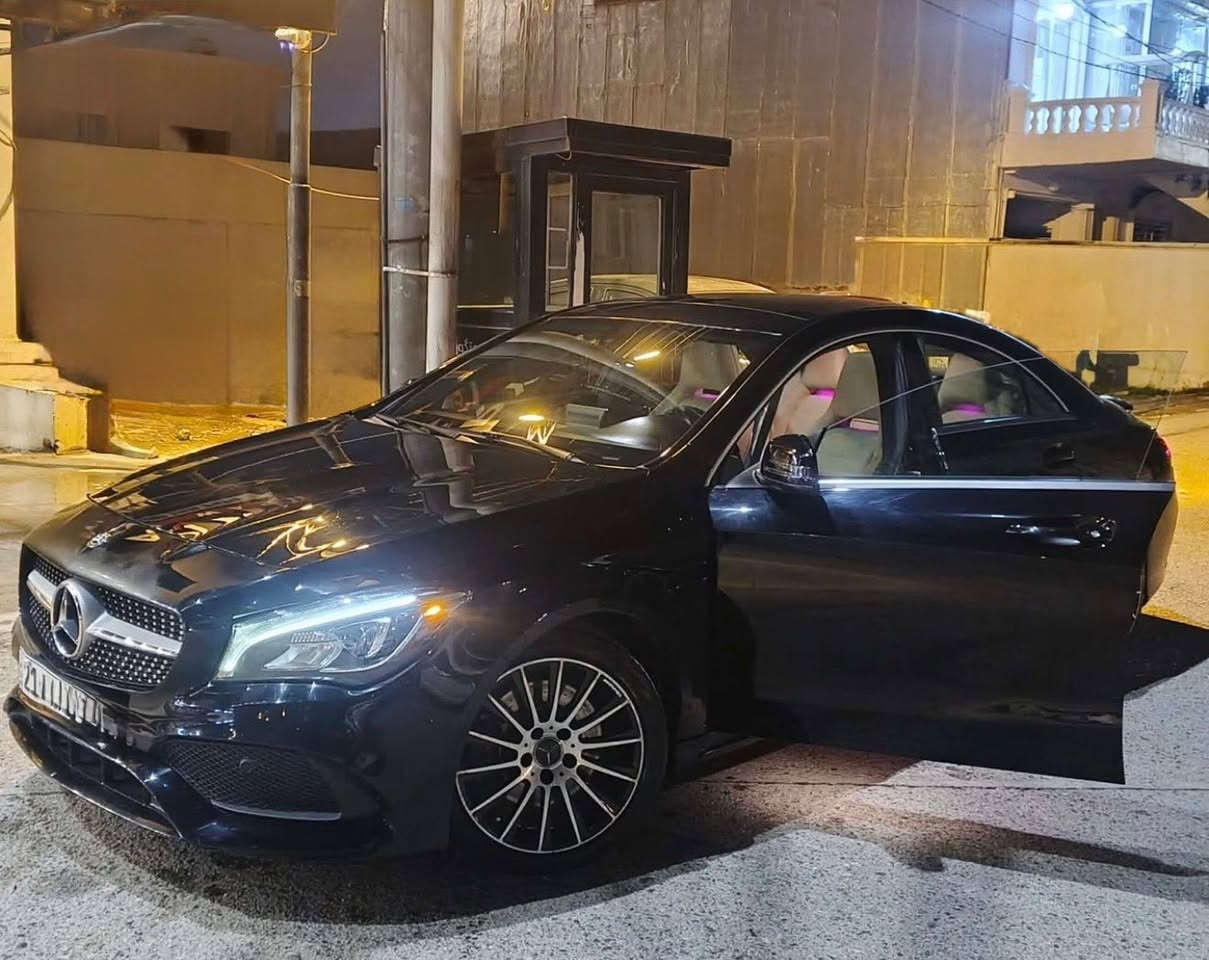 مارسیدس CLA 250 مۆدێل 2018  کامل بۆدی کیت AMG
بیلاد 4matic , بێ بۆیاخ درگا و چەمەلەخ گۆڕاوە بە بیلادی 
چوار پستۆن مە کینە 20 تۆربۆ فول مواسە فات 
پانۆراما ناو سپی راداری ئاوێنە کوشن هیتەر
کەمێک ناو درگای سەکنی گرتووە بێ ئێرباگ بەڵام زۆر کەمە 
165 گەڵاو معامەلەیەکی زۆر کەم
*********** Whatsapp . viber
*********** sim
