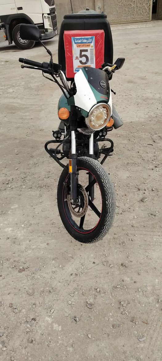 السلام عليكم ورحمة الله وبركاته
للبيع او مراوس بوكسر
دراجه دايوان نفخ موديل 2023
ماشيه 19.664 
ودهن امزويل الأصلي
نقص الجاملغ الأمامي فقط
كفاله عامه كير محرك خير من الله دراجه نشطه
تحويل ثاني يوم رقمها واسط وشرط اذا تشتري تحول لان راعيها يريد تحويل 
الشراي تفضل خاص وماقصر وياك.
***********
مكاني بغداد قضاء أبو غريب بغداد, العراق
