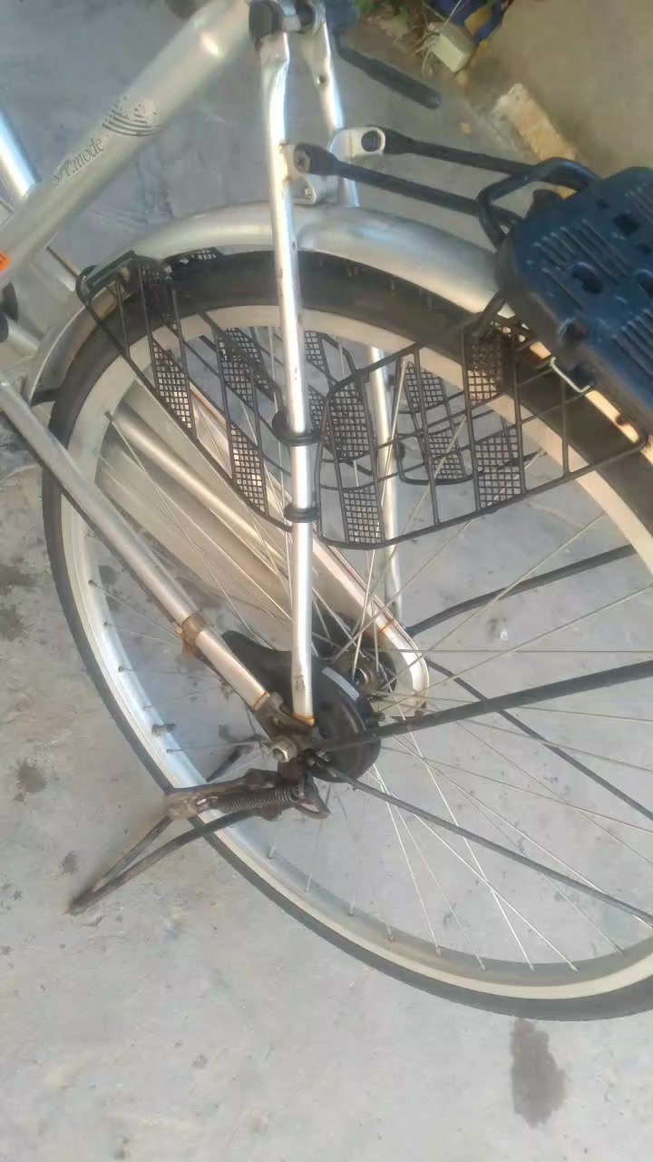 السلام عليكم بايسكل للبيع حجم 26 السعر 125 ابوي مجال مو شراي لا يراسل صاله 3يام من طالع من الحويه


**إذا كنت صاحب هذا الإعلان وتريد حذفه لأي سبب، رجاءا أرسل رسالة إلى الدعم الفني**