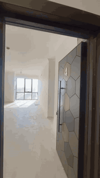 شقة للبيع في أربيل مجمع سن تاور
على طريق بحركه
مساحة 84 متر 
1 غرف نوم
السعر والصور والعروض اكثر في قناة تليكرام 

https://t.me/aqaratjalal73
إلاتصال أو واتساب 
***********
***********
***********
السعر 4 دفاتر و 50 ورقة 
وبي مجال
